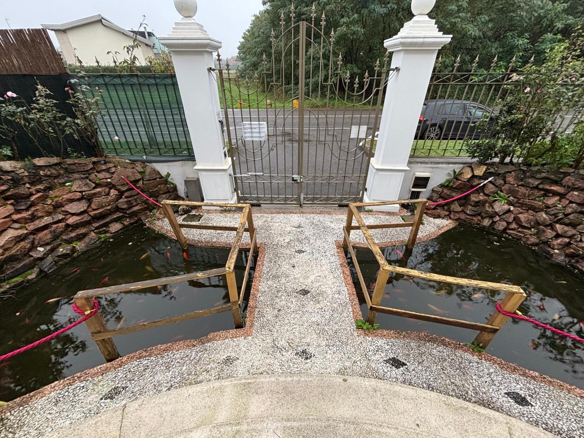 Villa Danieli Lainate Eksteriør billede